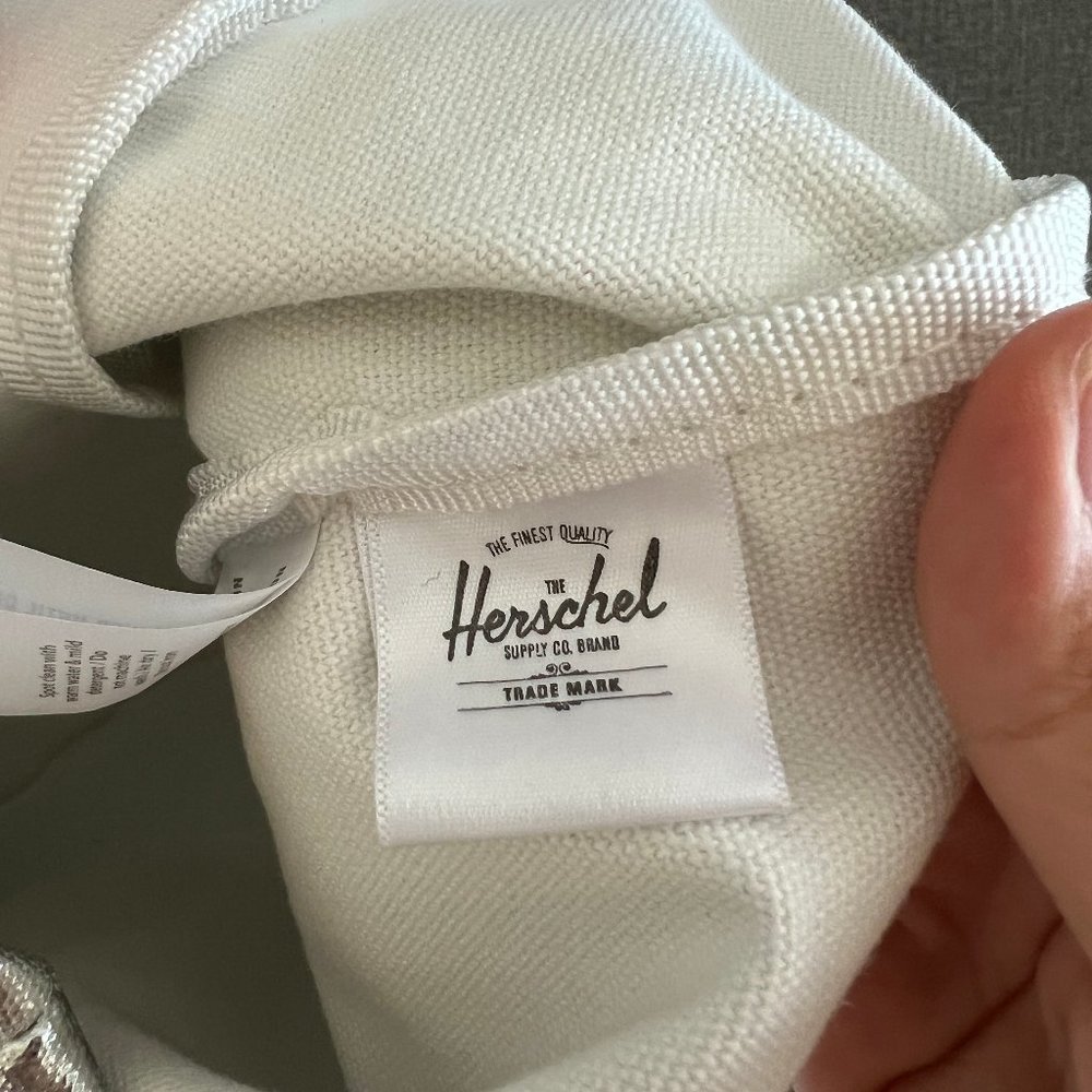 SOLD The Herschel Supply Co Unique Silver Tote Bag - Picture 10 of 11
